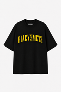 CAMISETA SUMMER DROP LETTERING ARQUEADO — Negro